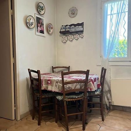Maison Familiale Idealement Situee Avec Tout Le Confort Nimes Exterior foto