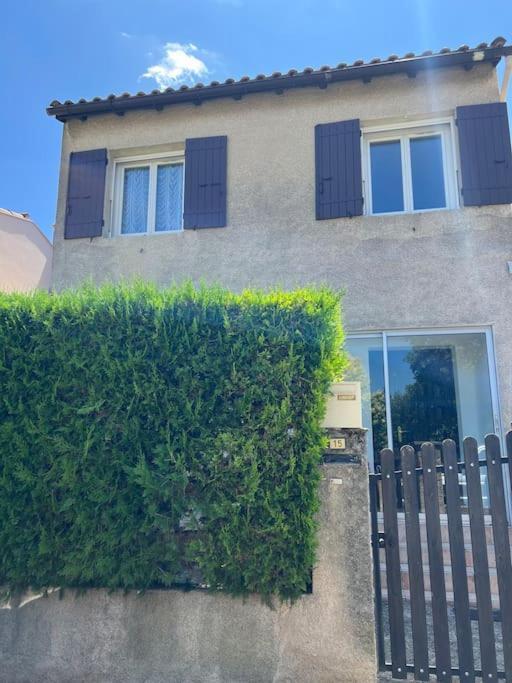 Maison Familiale Idealement Situee Avec Tout Le Confort Nimes Exterior foto